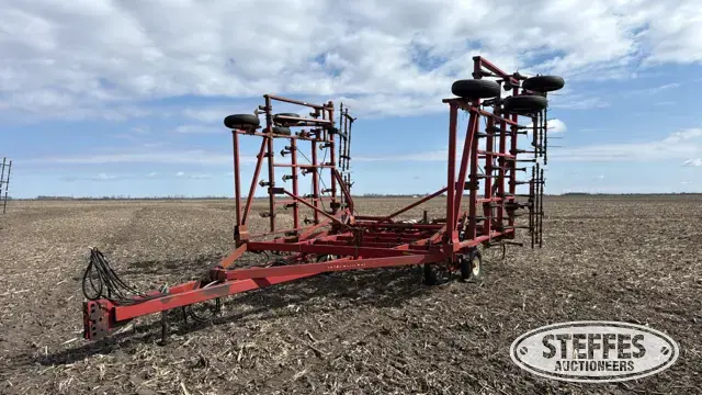 International 4700 Vibratiller