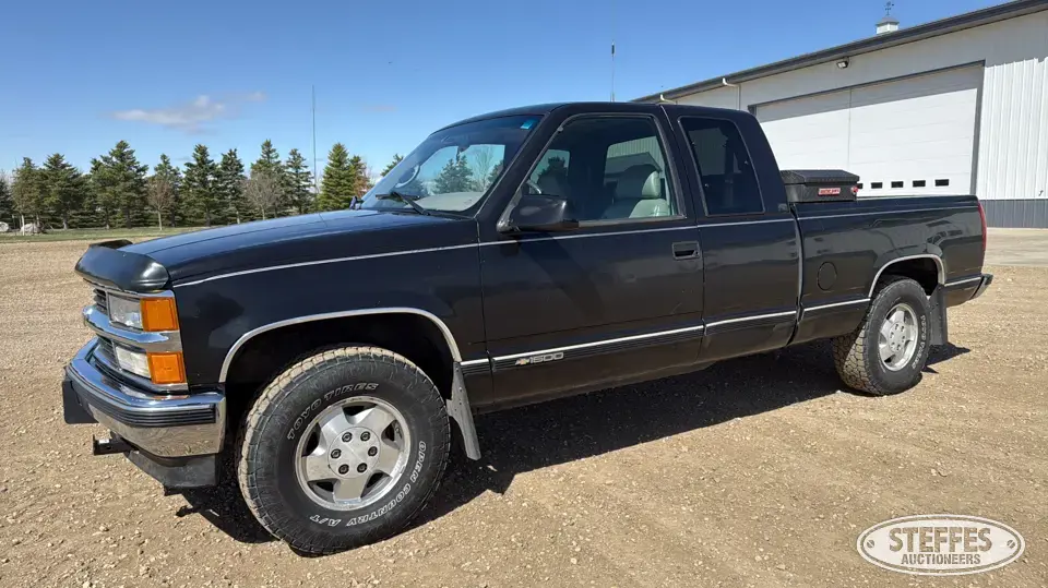 1995 Chevrolet Silverado K1500 Half Ton Pickup