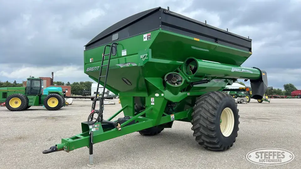 2013 Brent 782 Grain Cart