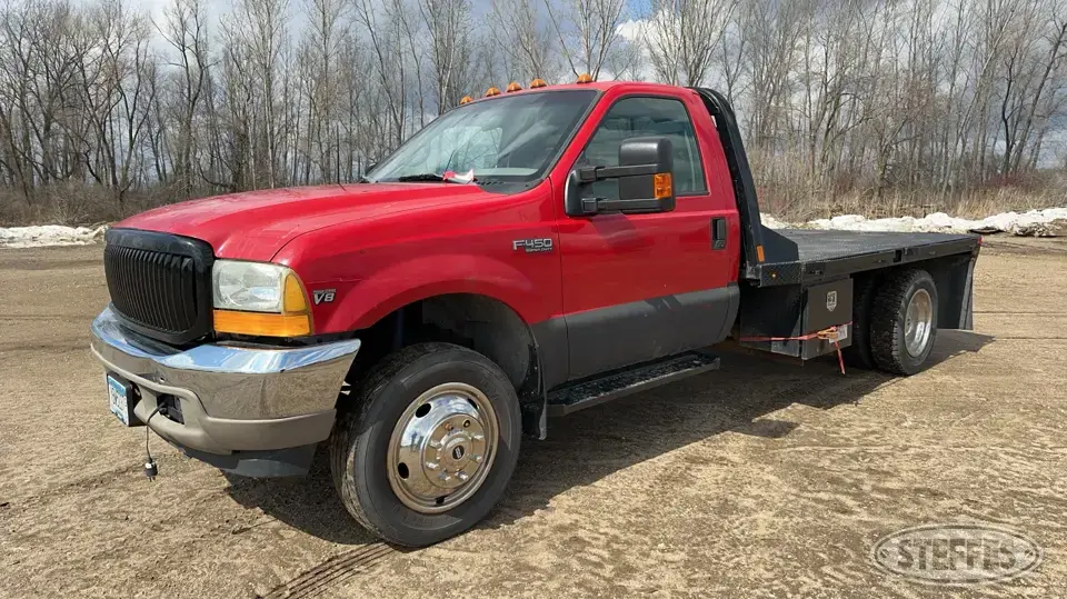 1999 Ford F-450 Flatbed Truck