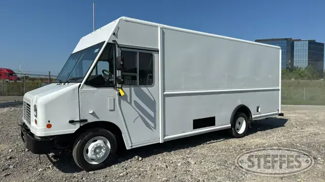 2022 SEA Ford F59 P1000 Utilimaster