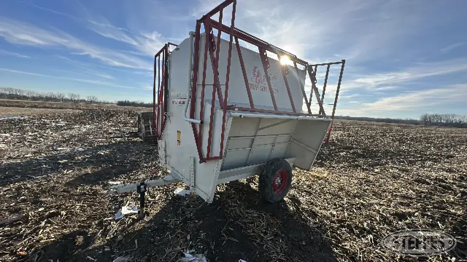 Apache CF8A150 Feeders and Bunk