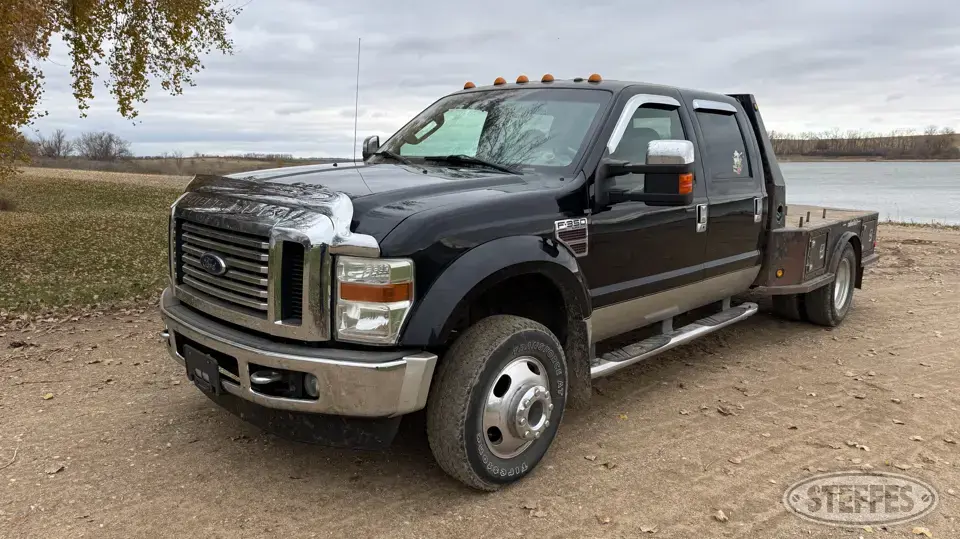 2008 Ford Super Duty F-350 Lariat 1 Ton Pickup