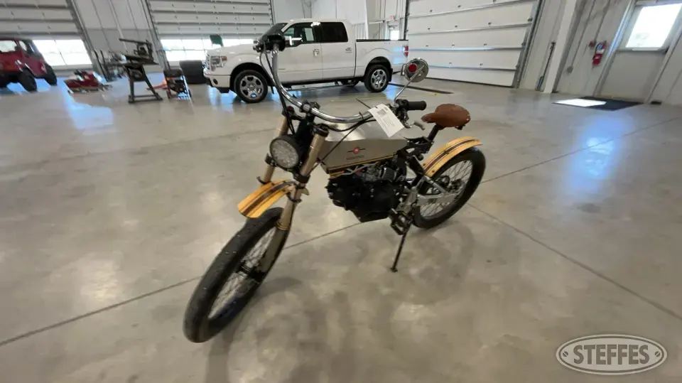2016 APT Motoped Motorcycles and Scooter