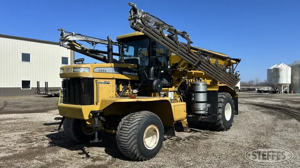 2008 Ag Chem TerraGator 8204 Self-Propelled Dry Applicators-Spreaders-Floater