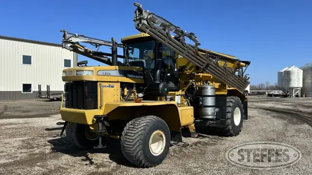 2008 Ag Chem TerraGator 8204