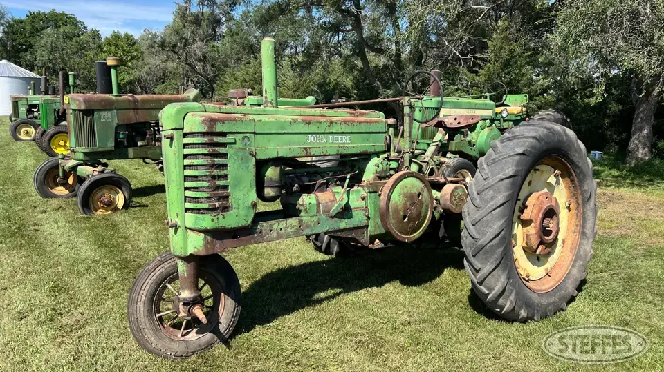 1942 John Deere A Collectible Tractor