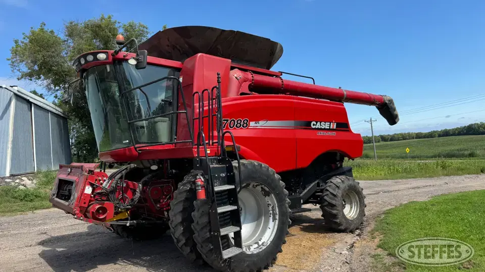2009 Case IH 7088 Combine