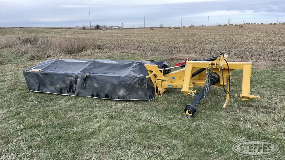 2019 Vermeer M7040 Disc Mower