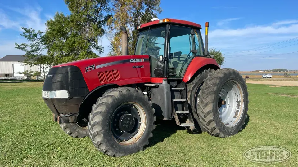 2010 Case IH Magnum 275 MFWD Tractor