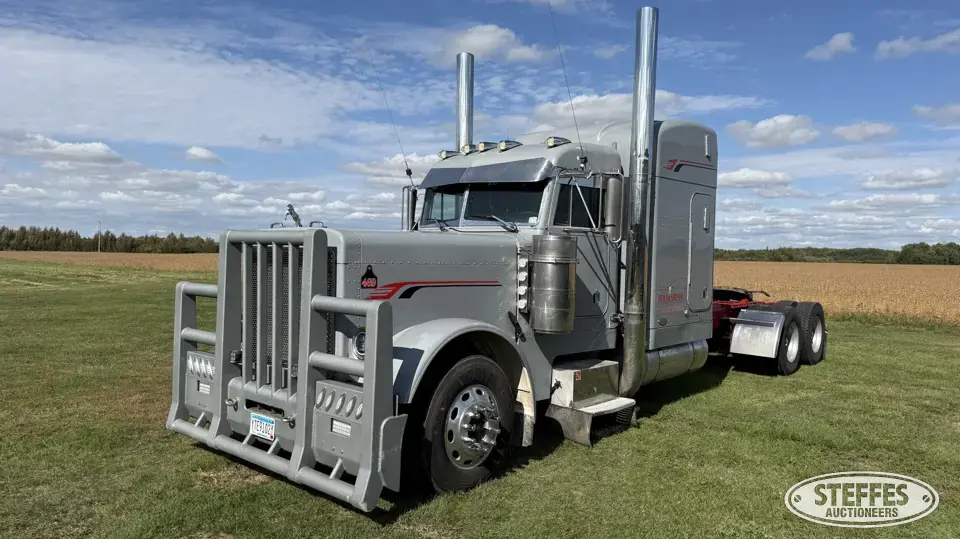 2001 Peterbilt 379 Extended Hood Conventional Truck with Sleeper