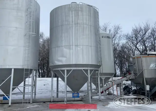 Lorrich hopper bin