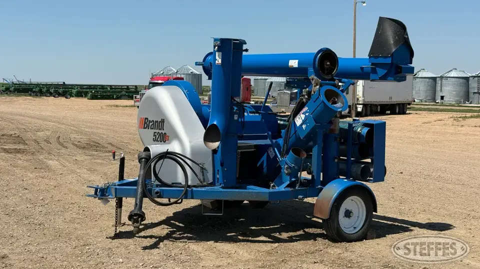2011 Brandt 5200EX Pneumatic Grain Equipment
