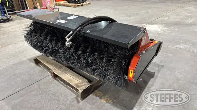 Kubota BX2814A