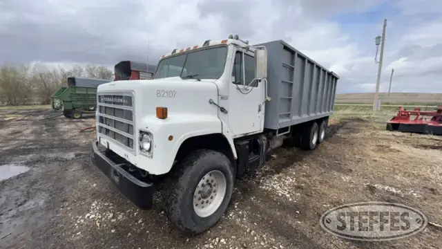1982 International 2275