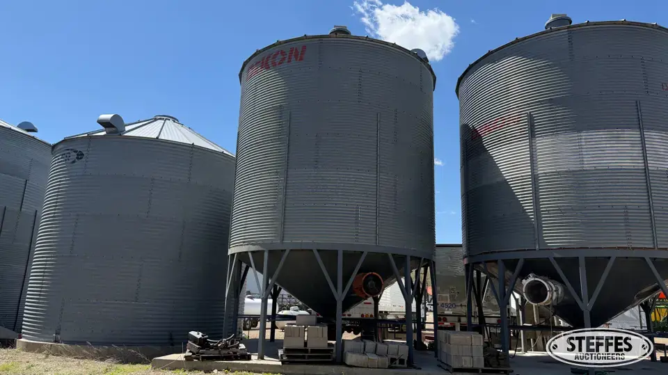 Micada hopper bin