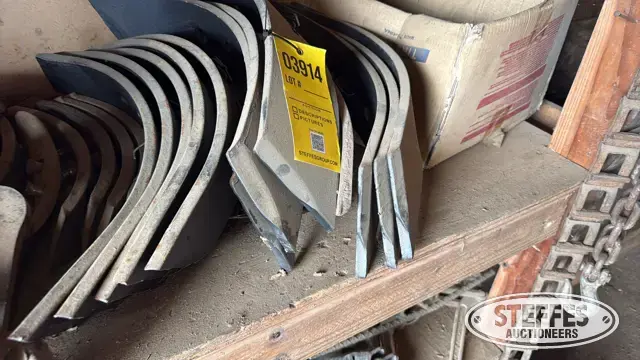 (12) twisted shovels