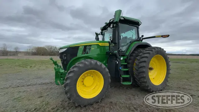 2022 John Deere 7R 250