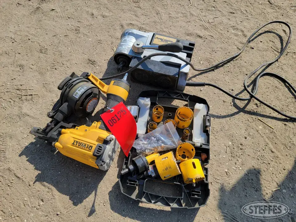Dewalt Machine Tool