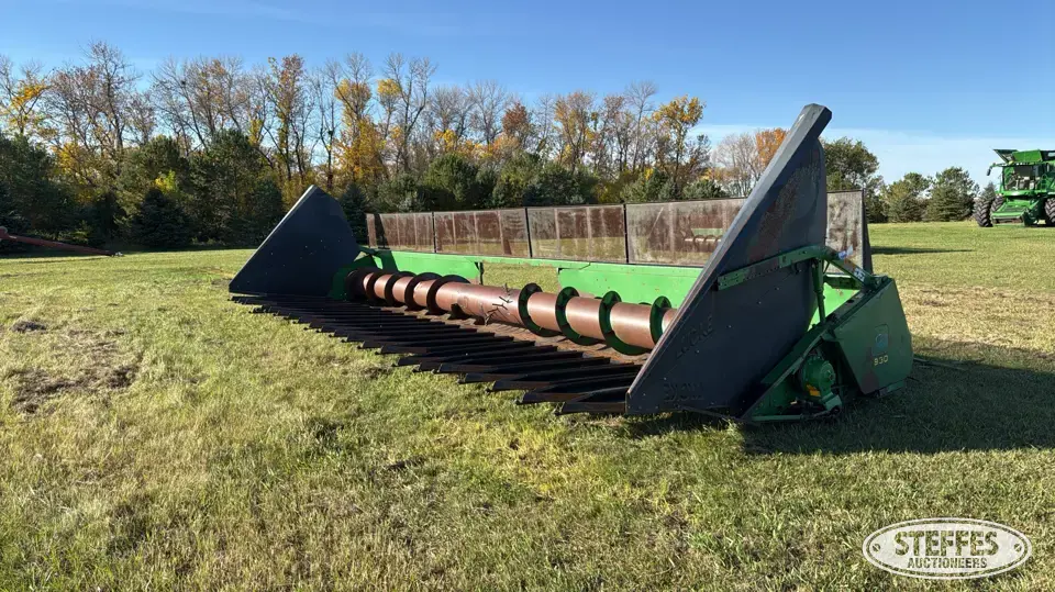 John Deere 930 Sunflower Head