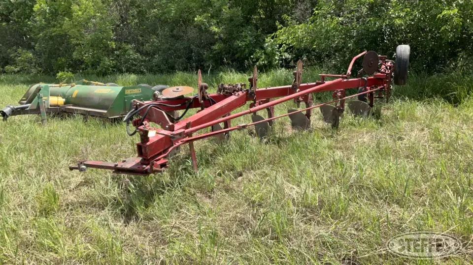 International 710 Plow