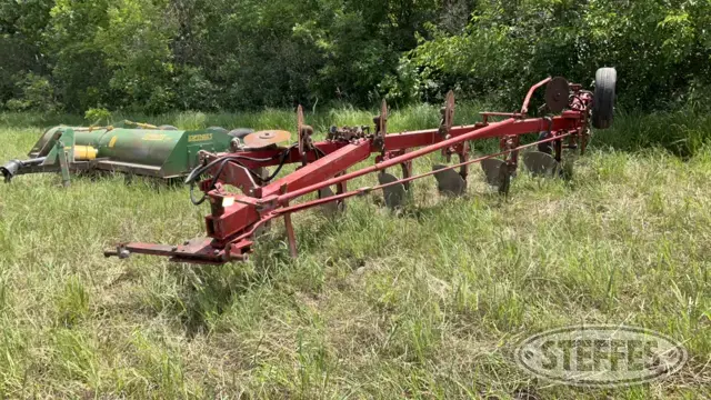 International 710