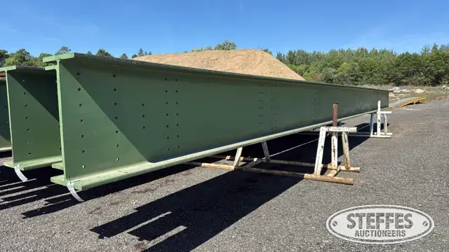Temporary bridge support beam