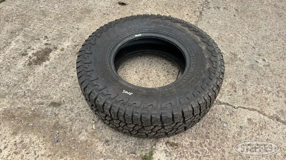 (1) Falken Wildpeak A/T LT265/75R16 tire Passenger-Light Truck Tire