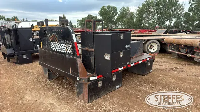 Knapheide flatbed