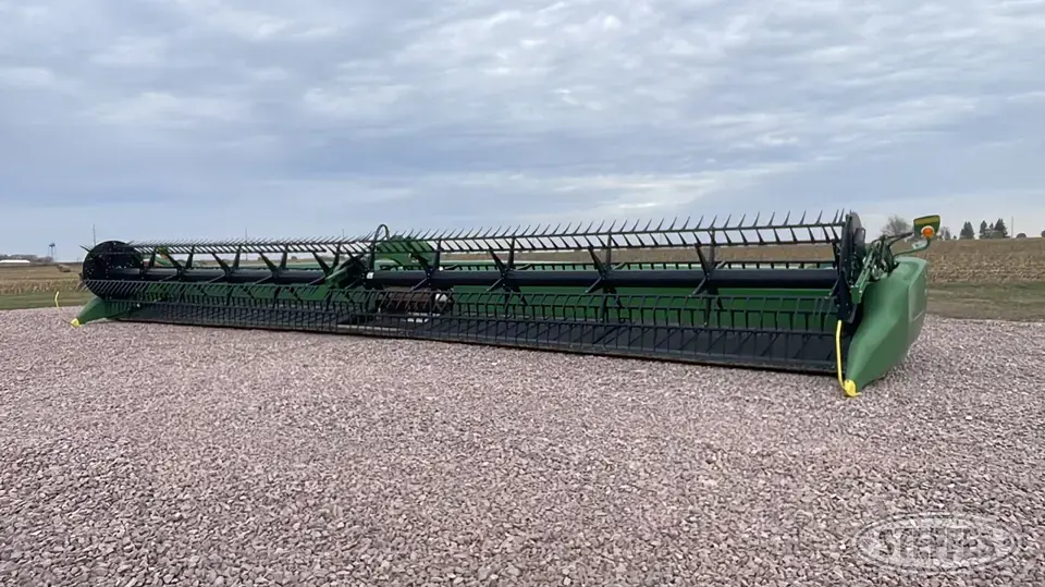 2019 John Deere 745FD Draper Head