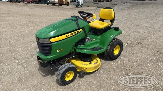John Deere X300