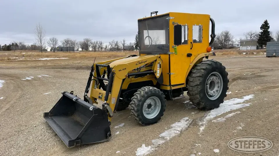 2007 Challenger MT265B MFWD Tractor
