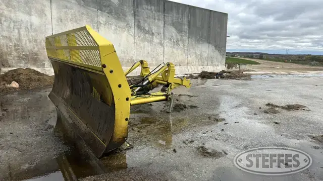 Degelman 7900