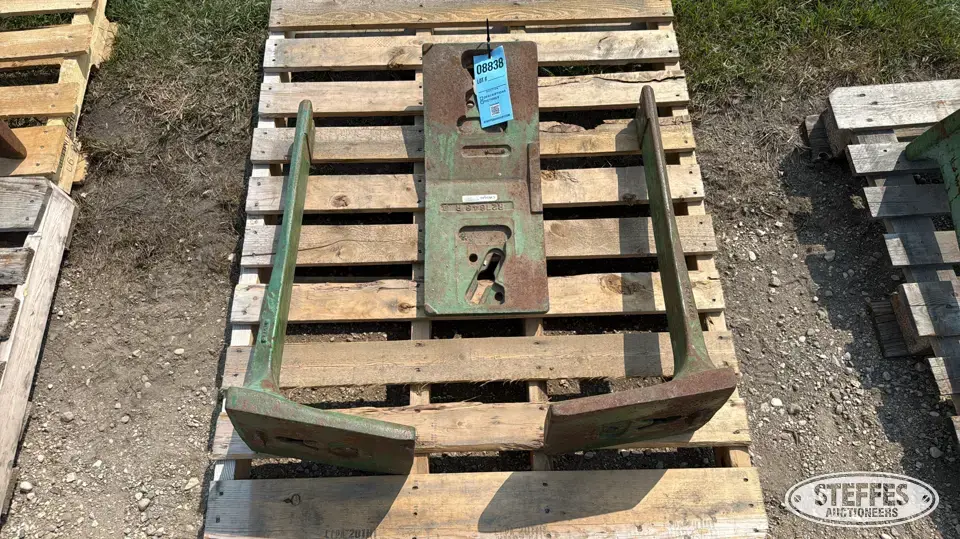 John Deere weight brackets & slab weight Tractor Part