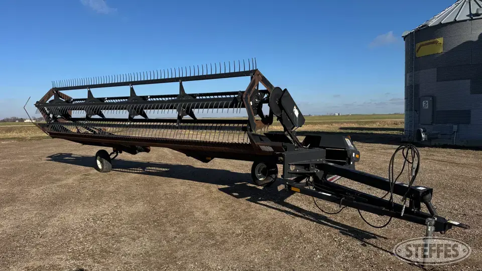 1998 Premier 1900 Pull-Type Swather