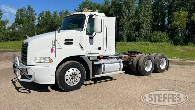 2007 Mack CXN613 Vision