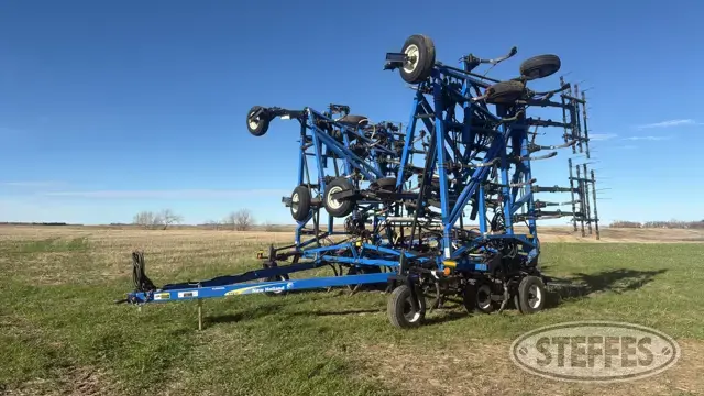 2008 New Holland ST830 FlexiCoil