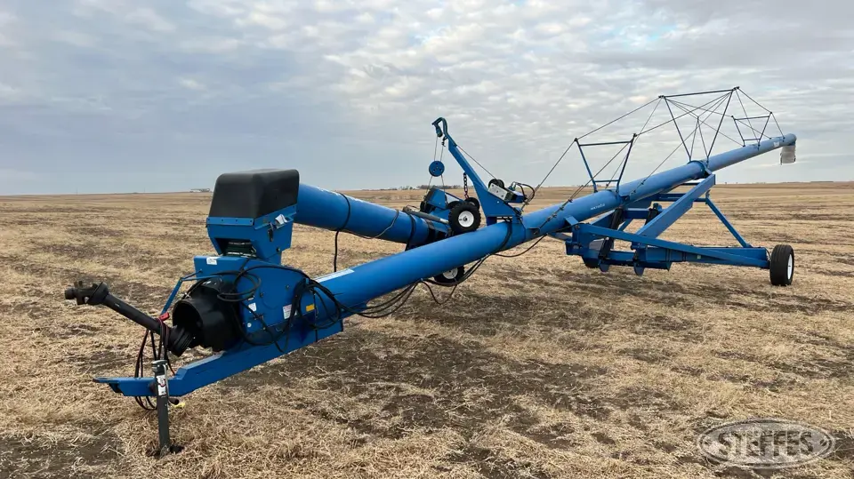 2002 Brandt 1370 Swing Hopper Auger
