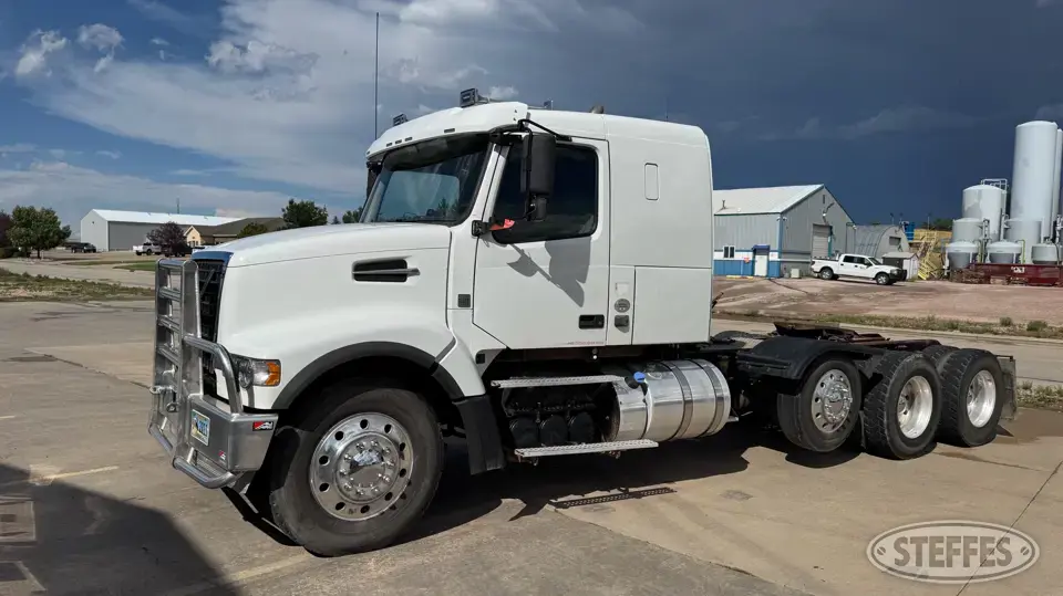 2015 Volvo VHD Conventional Truck with Sleeper