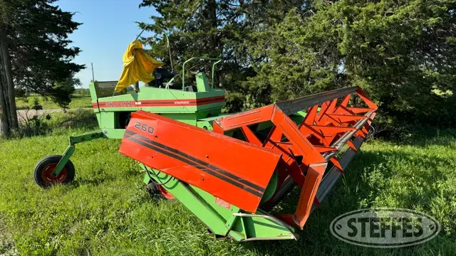 Owatonna 260