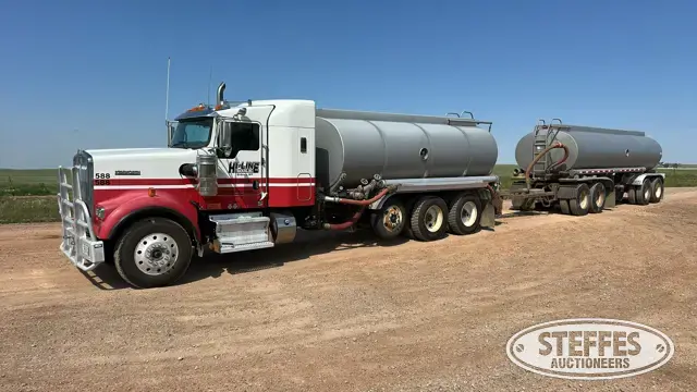 2014 Kenworth W900 4,200 gal.