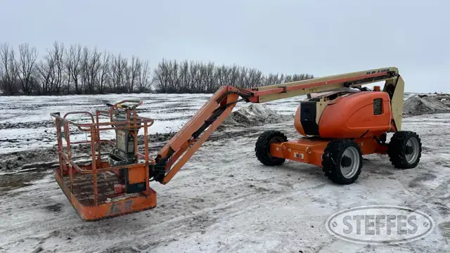 2010 JLG 600AJ