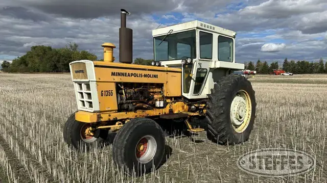 Minneapolis Moline G1355
