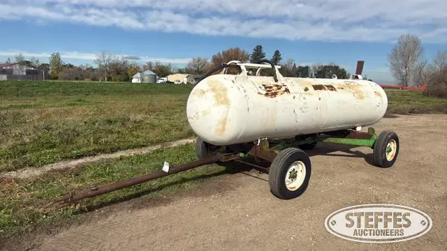 1974 Trinity Industries 1,000 gal. NH3 tank