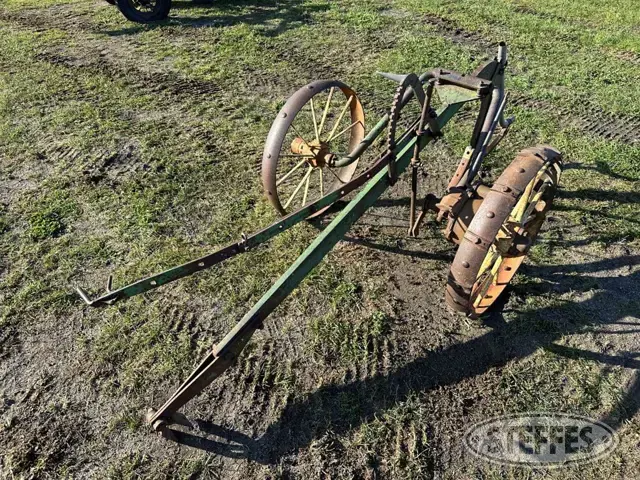John Deere 15