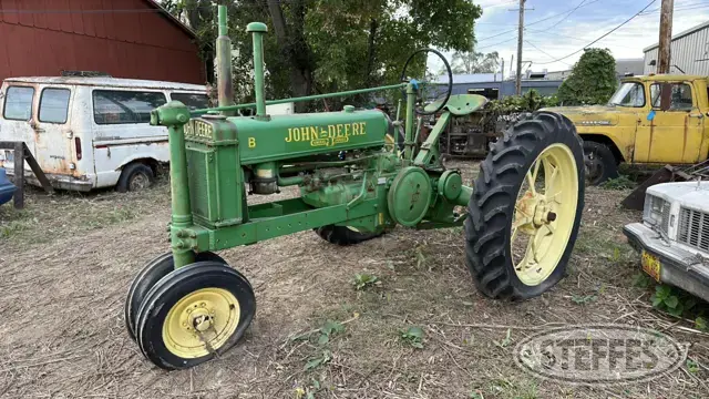 1938 John Deere B