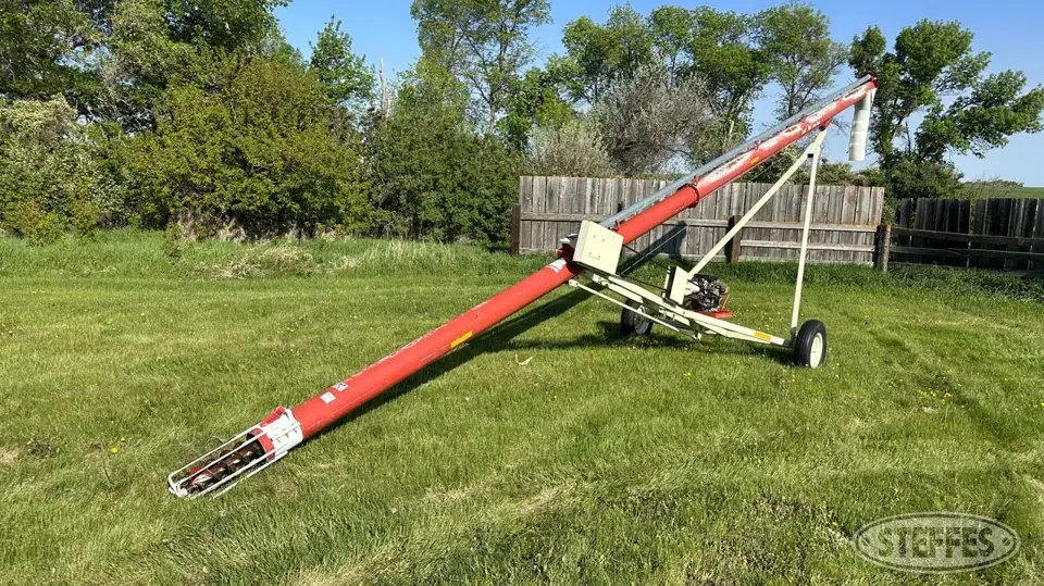 Farm King 841 Straight Auger