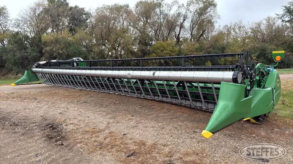 2013 John Deere 635F Flex Head