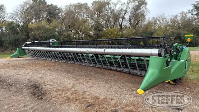 2013 John Deere 635F