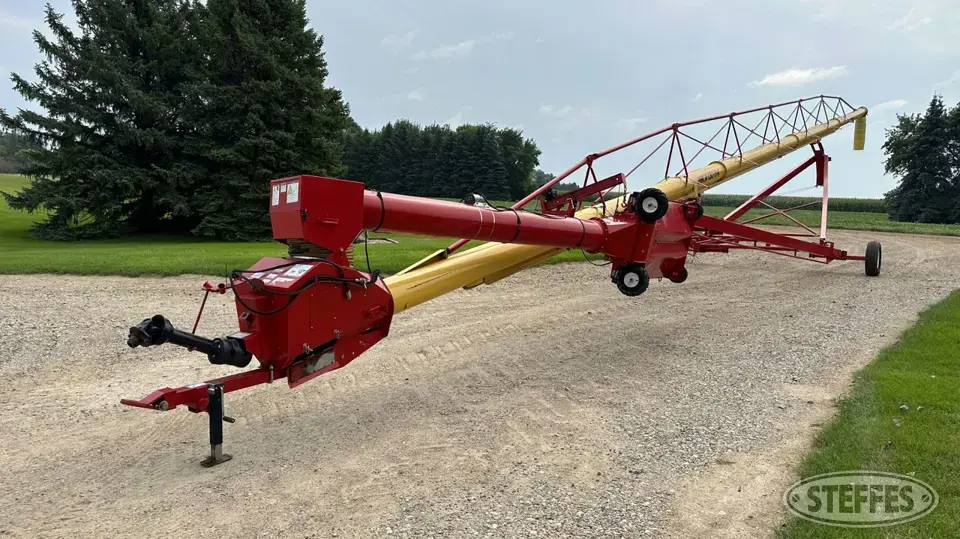 2013 Westfield MKX130-94 Swing Hopper Auger
